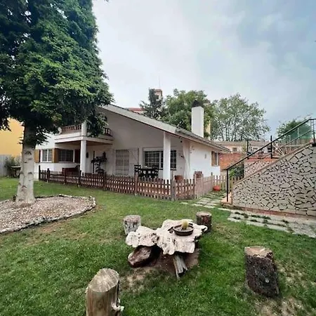 Casa Rustica Mallorquina * Les Borges Blanques